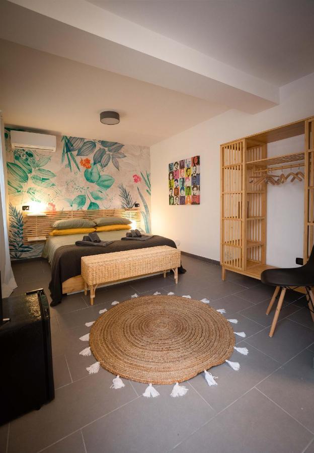 Calefati Up Appartement Bari Buitenkant foto